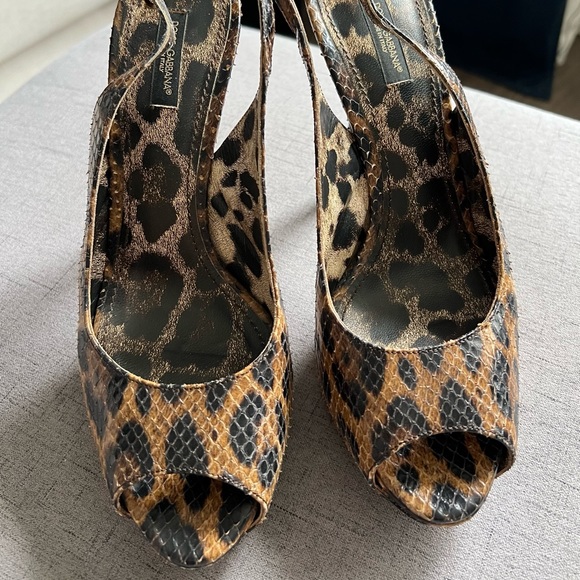 Dolce & Gabbana Shoes - Very Sexy and Comfortable Leopard Skin Dolce and Gabbana open toe Heel.❤️❤️